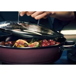 Pfannen | WMF Fusiontec Mineral Schmorpfanne mit Glasdeckel, 28 cm, Rose Quartz