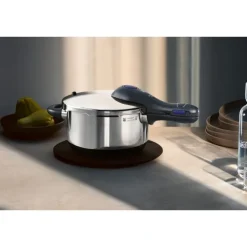 Schnellkochtöpfe | WMF Perfect Plus One Pot Schnellkochtopf mit Dampfgareinsatz, 22 cm, 6,5 Liter