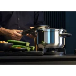 Schnellkochtöpfe | WMF Perfect Premium One Pot Schnellkochtopf-Set mit Dampfgareinsatz, 22 cm, 4,5 und 3,0 Liter